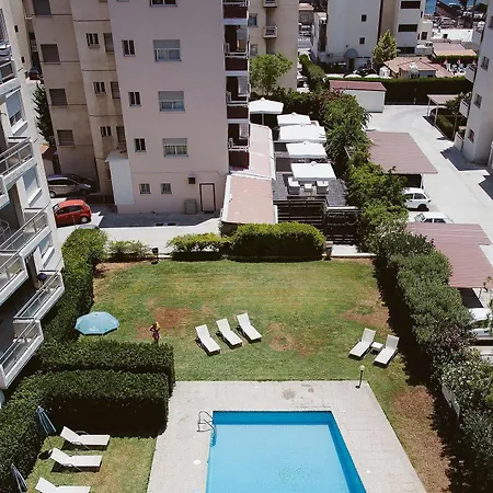 Appartement Vega Limasol