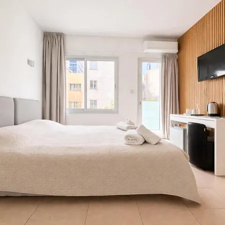 Vega Apartament Limassol