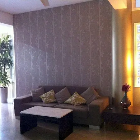Vega Apartment *